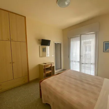 Soave Отель Червия